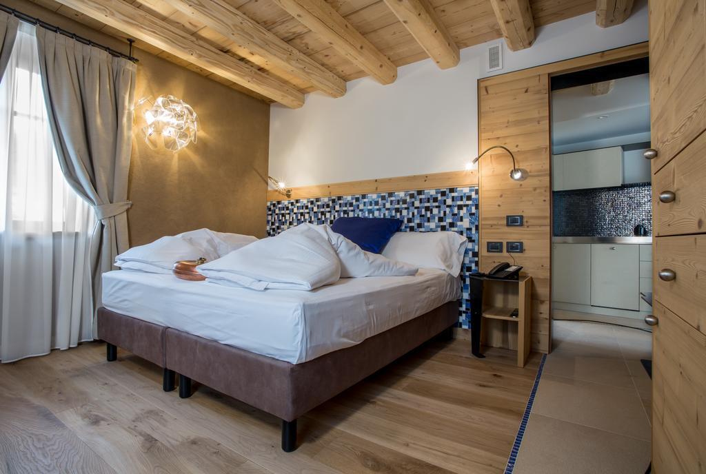 Hotel Orso Grigio Cavalese Buitenkant foto